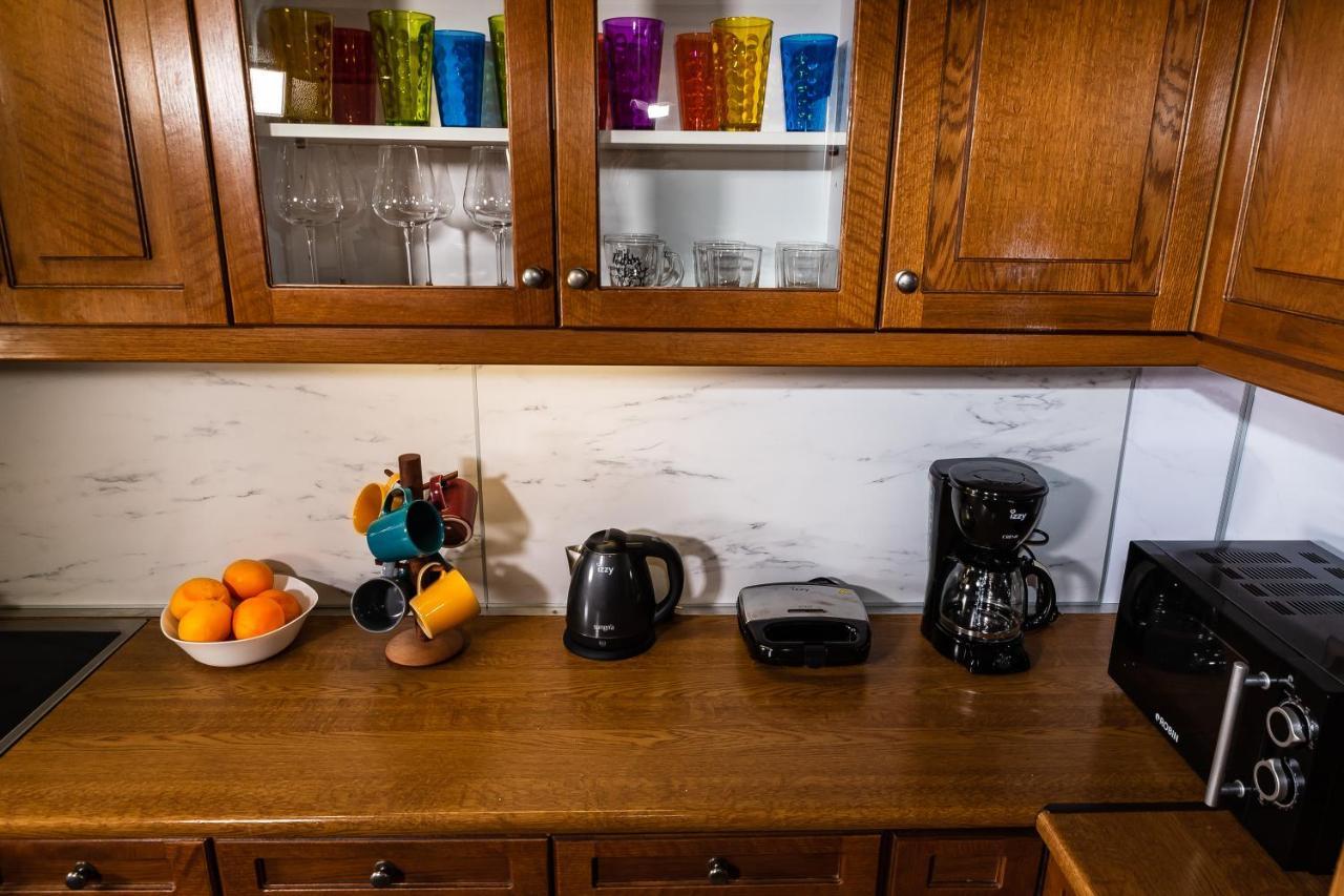 Leilighet Apt. With Parking - 3 Min From Old Port